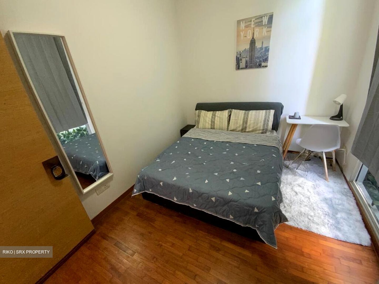 The Lakeshore (D22), Condominium #579970461